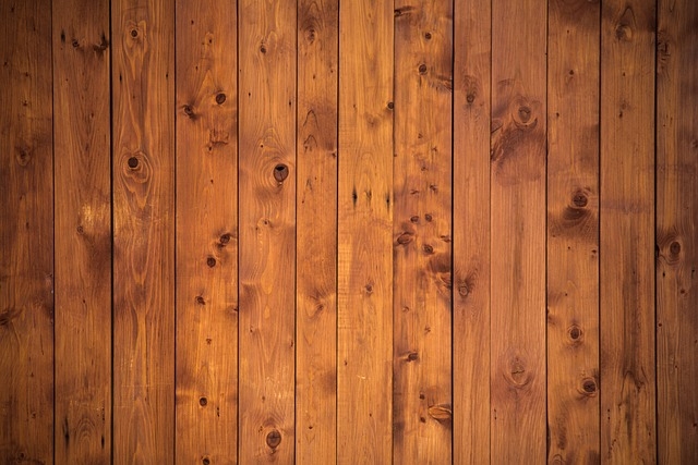 家里木地板该如何清洁保养？